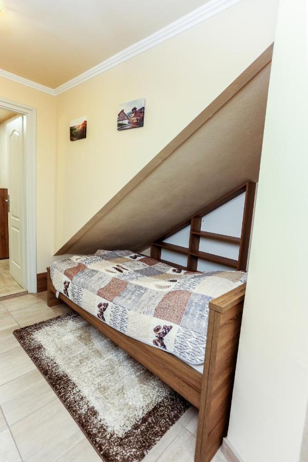 Gardi Apartman Szekszard Exterior photo