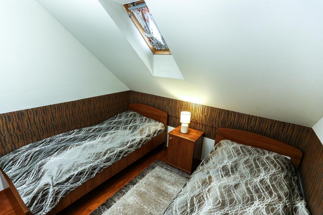 Gardi Apartman Szekszard Exterior photo